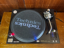 Platine vinyle DJ analogique